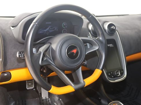 Used 2020 McLaren 570S Coupe RWD image 8