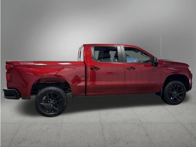 Used 2022 Chevrolet Silverado 1500 LT Trail Boss w/ Convenience Package II AWD/4WD image 6