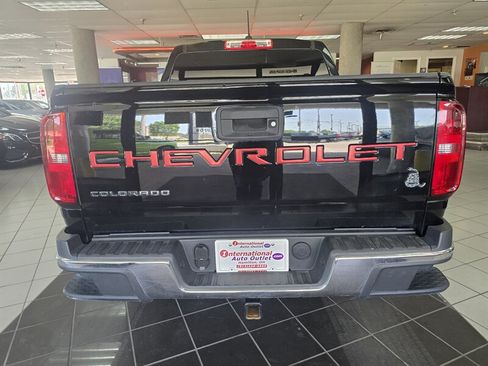 Used 2022 Chevrolet Colorado W/T w/ WT Convenience Package RWD image 5