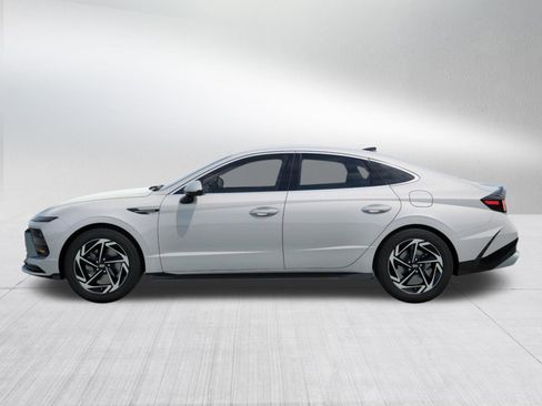 New 2026 Hyundai Sonata SEL image 3