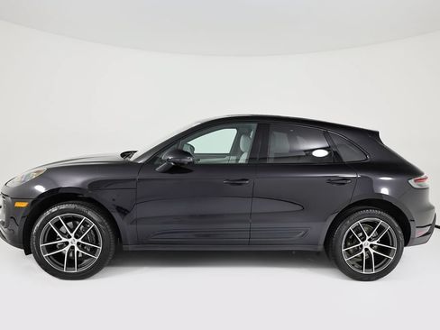 Certified 2026 Porsche Macan AWD/4WD image 2