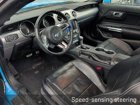 Used 2022 Ford Mustang Premium image 10