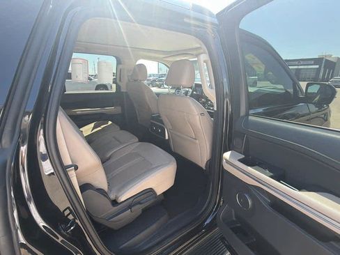 Used 2024 Ford Expedition Max Limited AWD/4WD image 25