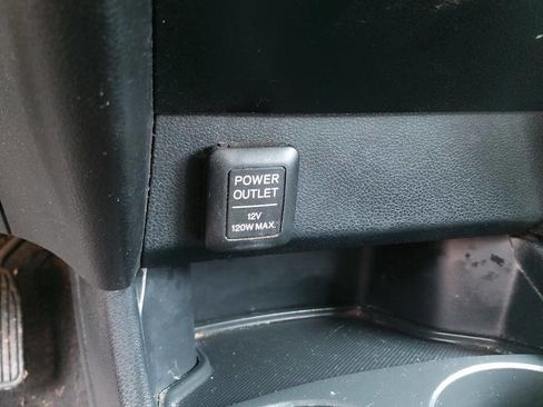 Used 2010 Honda Fit Sport image 21