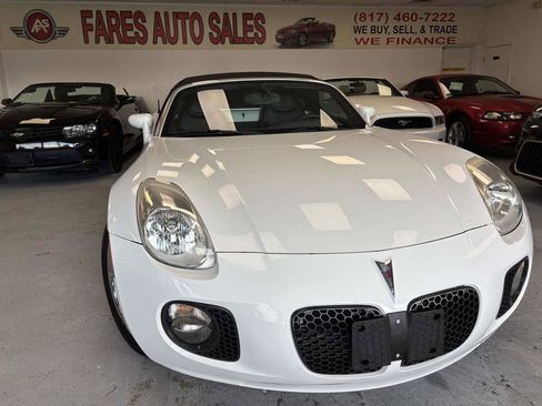 Used 2009 Pontiac Solstice GXP w/ Premium Package image 5