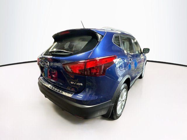 Used 2018 Nissan Rogue Sport SV AWD/4WD image 5