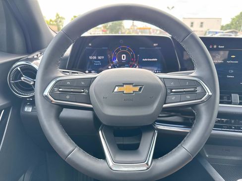 New 2026 Chevrolet Equinox LT image 9