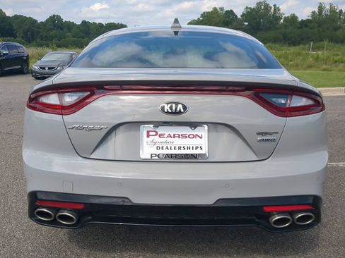 Used 2019 Kia Stinger GT2 AWD/4WD image 5