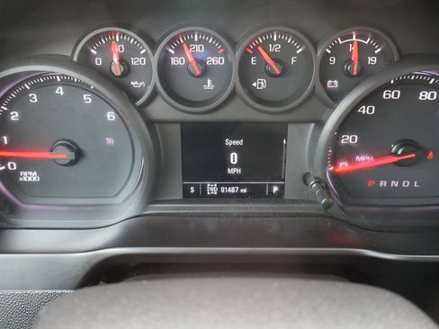 Used 2020 Chevrolet Silverado 1500 Custom Trail Boss w/ Custom Convenience Package image 28