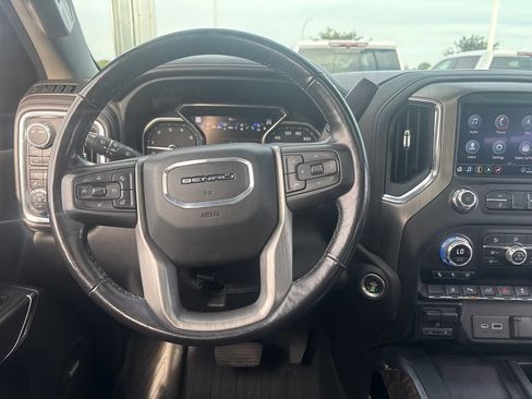 Used 2022 GMC Sierra 3500 Denali w/ Denali Ultimate Package AWD/4WD image 10