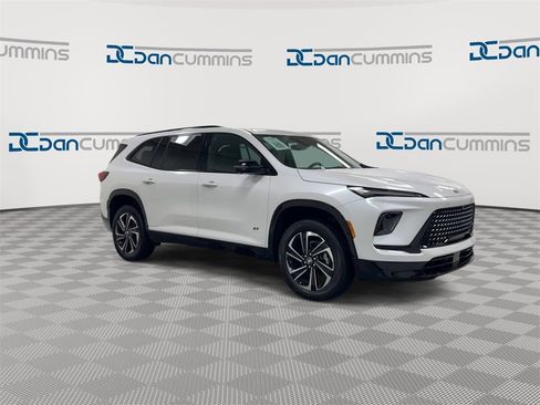 Certified 2025 Buick Enclave Sport Touring w/ Power Package image 2