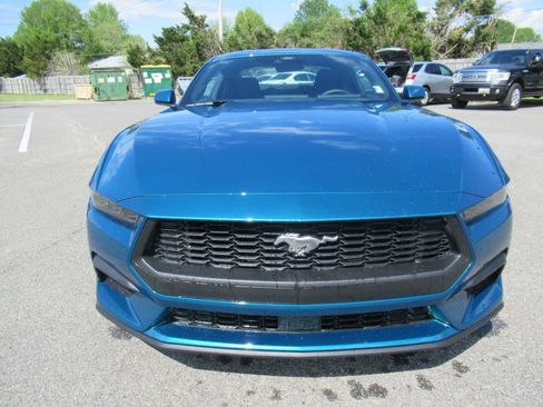 Used 2026 Ford Mustang Coupe image 2