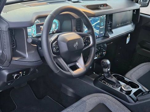 New 2025 Ford Bronco Big Bend image 3