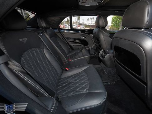 Used 2017 Bentley Mulsanne RWD image 16