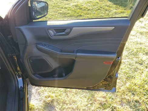 Used 2023 Ford Escape Active image 38