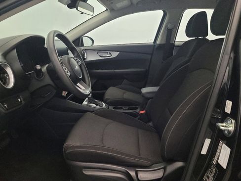 Used 2023 Kia Forte LXS FWD image 17