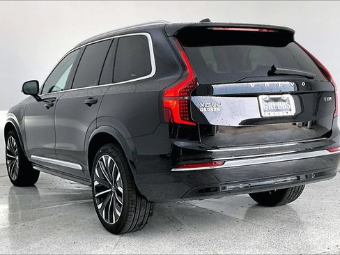New 2026 Volvo XC90 T8 Ultra w/ Protection Package Premier AWD/4WD image 4