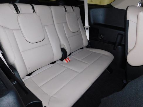 Used 2021 Ford Explorer Limited w/ Hybrid Equipment Group 310A image 19