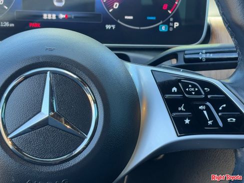 Used 2023 Mercedes-Benz C 300 4MATIC Sedan image 22