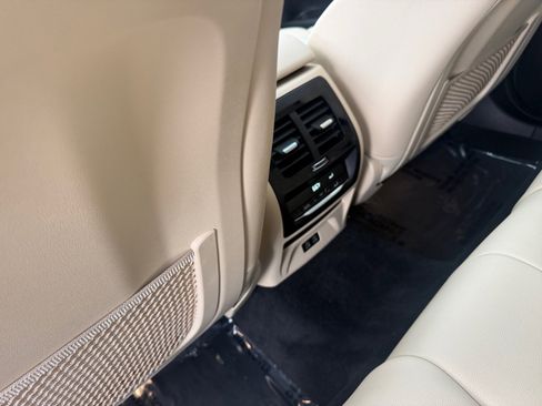 Used 2021 BMW X3 xDrive30e w/ Premium Package image 22