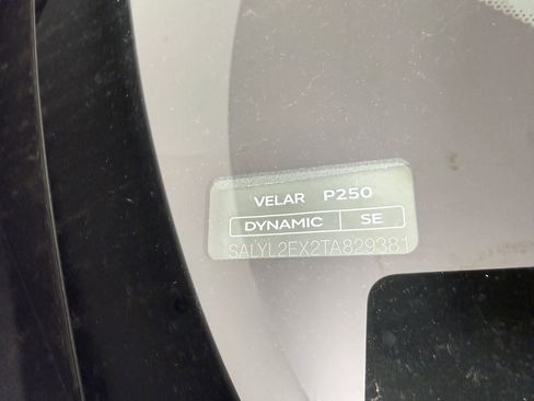 Used 2026 Land Rover Range Rover Velar Dynamic SE AWD/4WD image 19