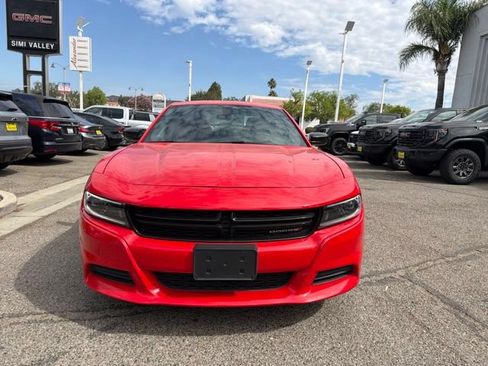 Used 2023 Dodge Charger SXT RWD image 3