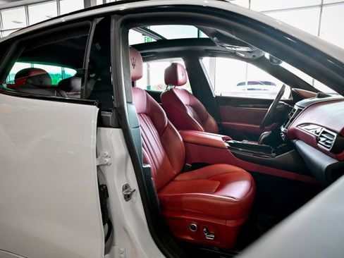 Used 2022 Maserati Levante GT image 29