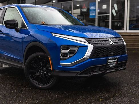 New 2026 Mitsubishi Eclipse Cross LE image 3
