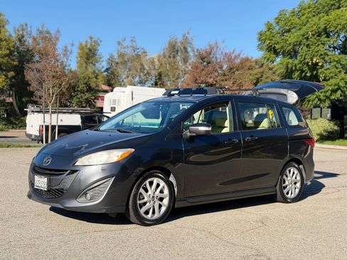 Used 2013 MAZDA MAZDA5 Touring image 3