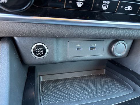 Used 2021 Nissan Rogue S image 36