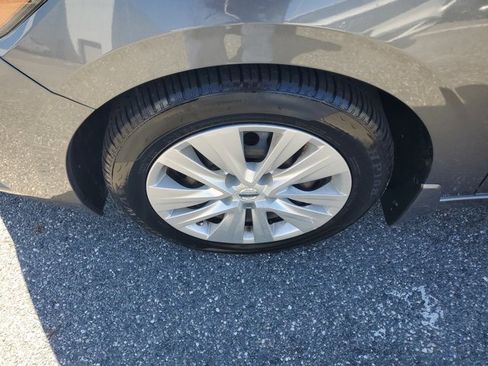 Used 2021 Nissan Sentra S image 5