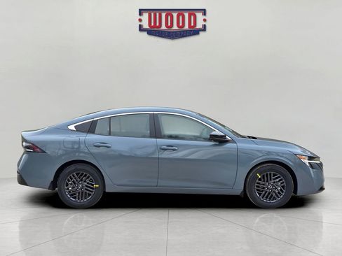 New 2026 Nissan Sentra SV image 2