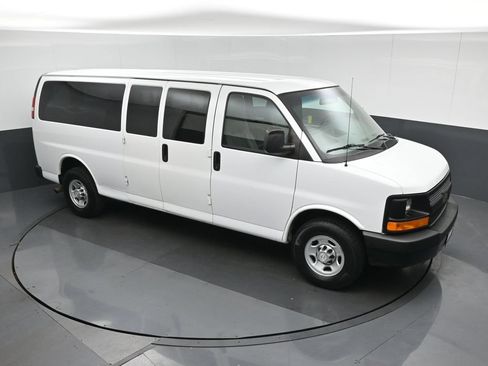 Used 2014 Chevrolet Express 3500 LS RWD image 58
