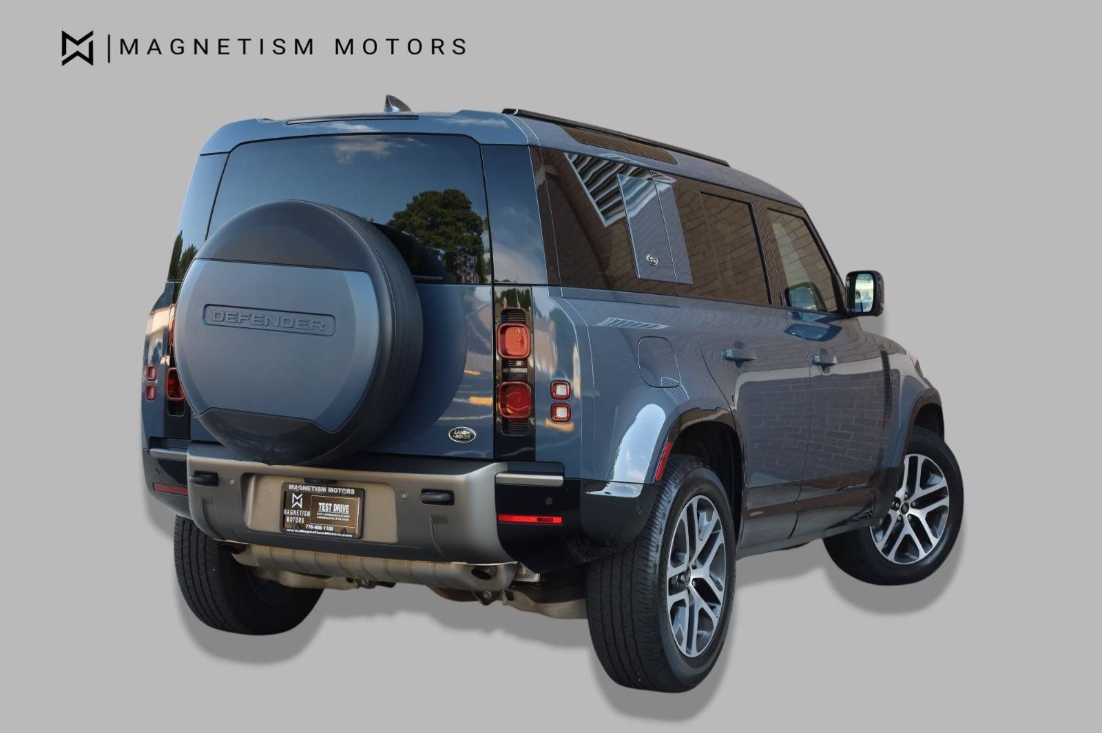Used 2022 Land Rover Defender 110 X-Dynamic HSE AWD/4WD image 8