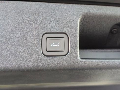 New 2026 Chevrolet Equinox EV RS image 11