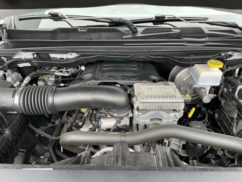 Used 2023 RAM 1500 Big Horn AWD/4WD image 32