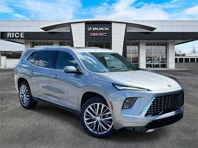 New 2025 Buick Enclave Avenir w/ Trailering Package, 5000 lbs.