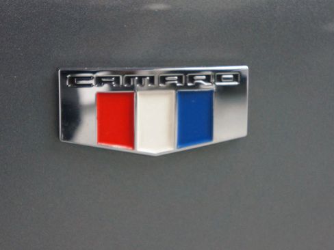 Used 2022 Chevrolet Camaro LT w/ RS Package image 10