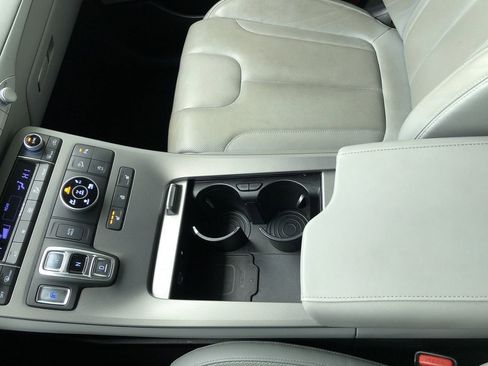 Used 2021 Hyundai Palisade SEL w/ Premium Package image 19