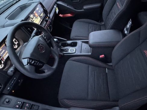 New 2026 Nissan Frontier PRO-4X w/ Pro-4x Convenience Package image 15