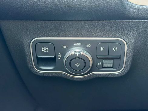 Certified 2026 Mercedes-Benz GLB 250 image 32