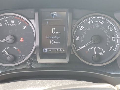 Used 2021 Toyota Tacoma TRD Sport AWD/4WD image 24