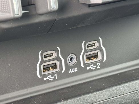 New 2026 RAM 1500 Big Horn w/ Night Edition AWD/4WD image 7