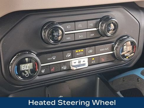 Used 2024 Ford Bronco Wildtrak AWD/4WD image 16