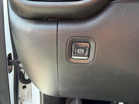 Used 2019 Chevrolet Silverado 1500 W/T w/ WT Convenience Package RWD image 32