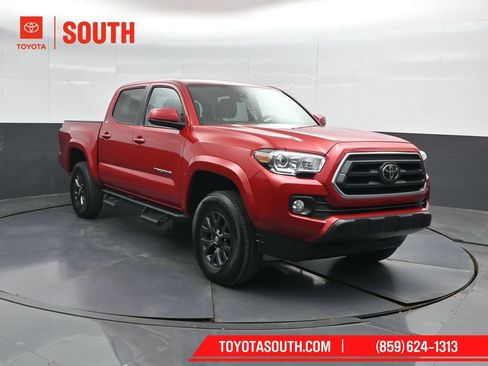 Used 2023 Toyota Tacoma SR5 AWD/4WD image 4