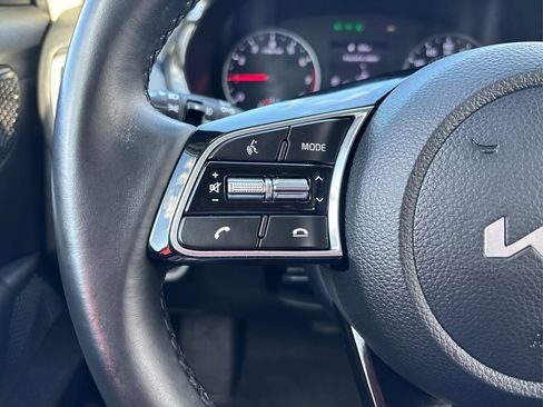 Used 2023 Kia Seltos S image 34