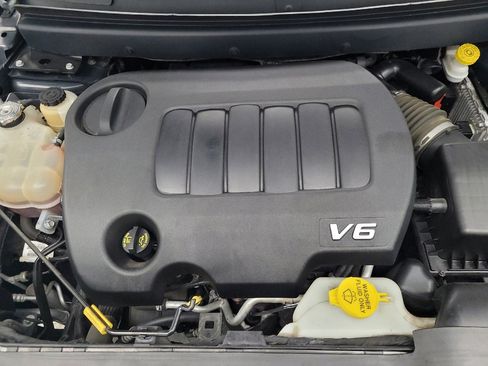 Used 2018 Dodge Journey GT w/ Driver Convenience Group FWD image 30