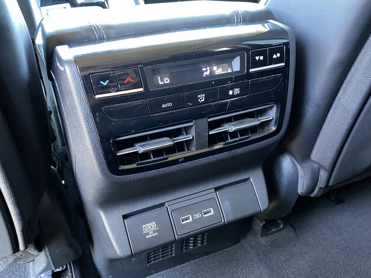 Used 2024 Acura MDX w/ Technology Package FWD image 17