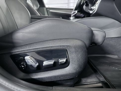 Used 2019 BMW M5 w/ Executive Package image 30